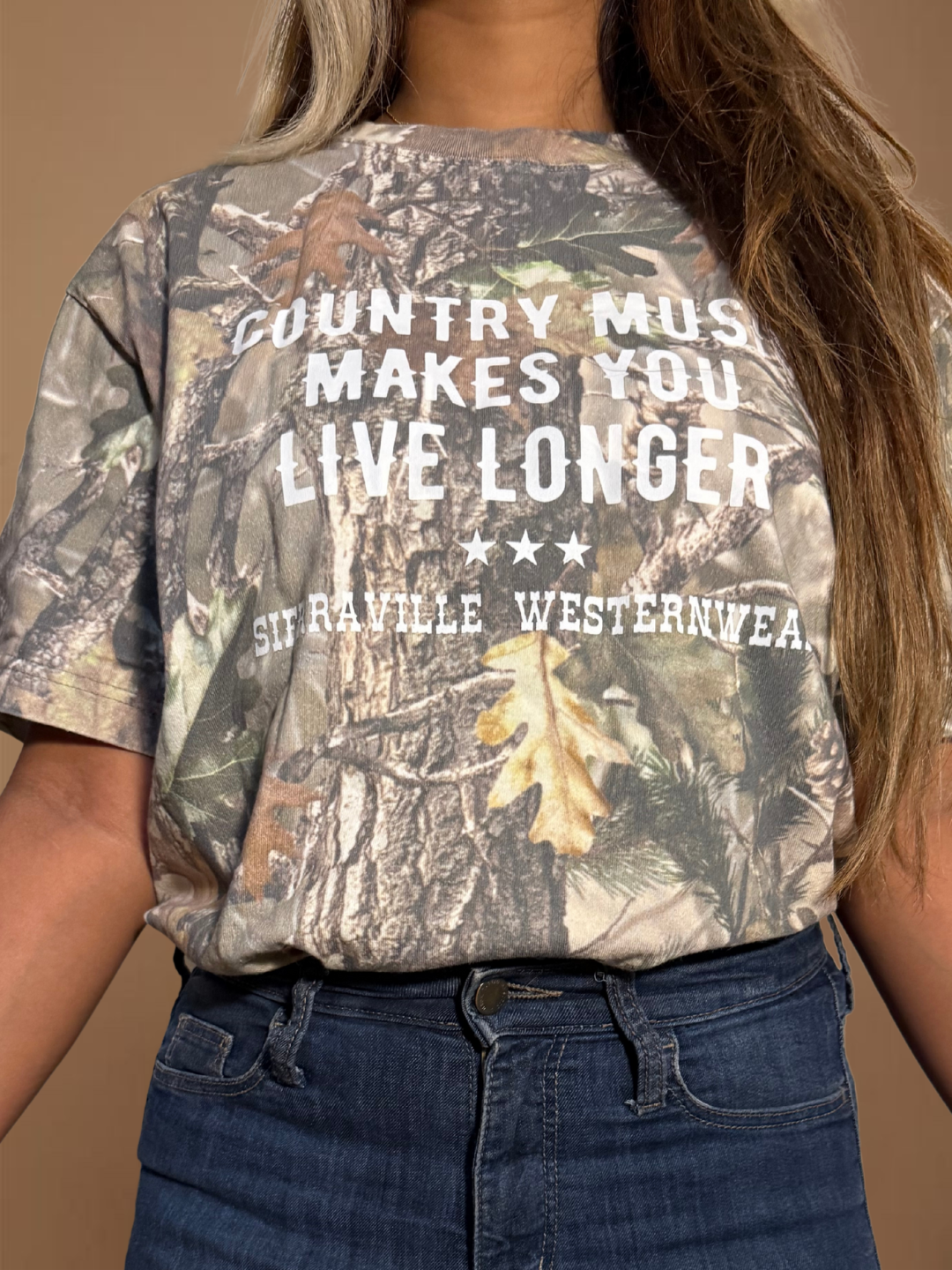 COUNTRY MUSIC MAKES YOU LIVE LONGER TEE - Vintage Camo